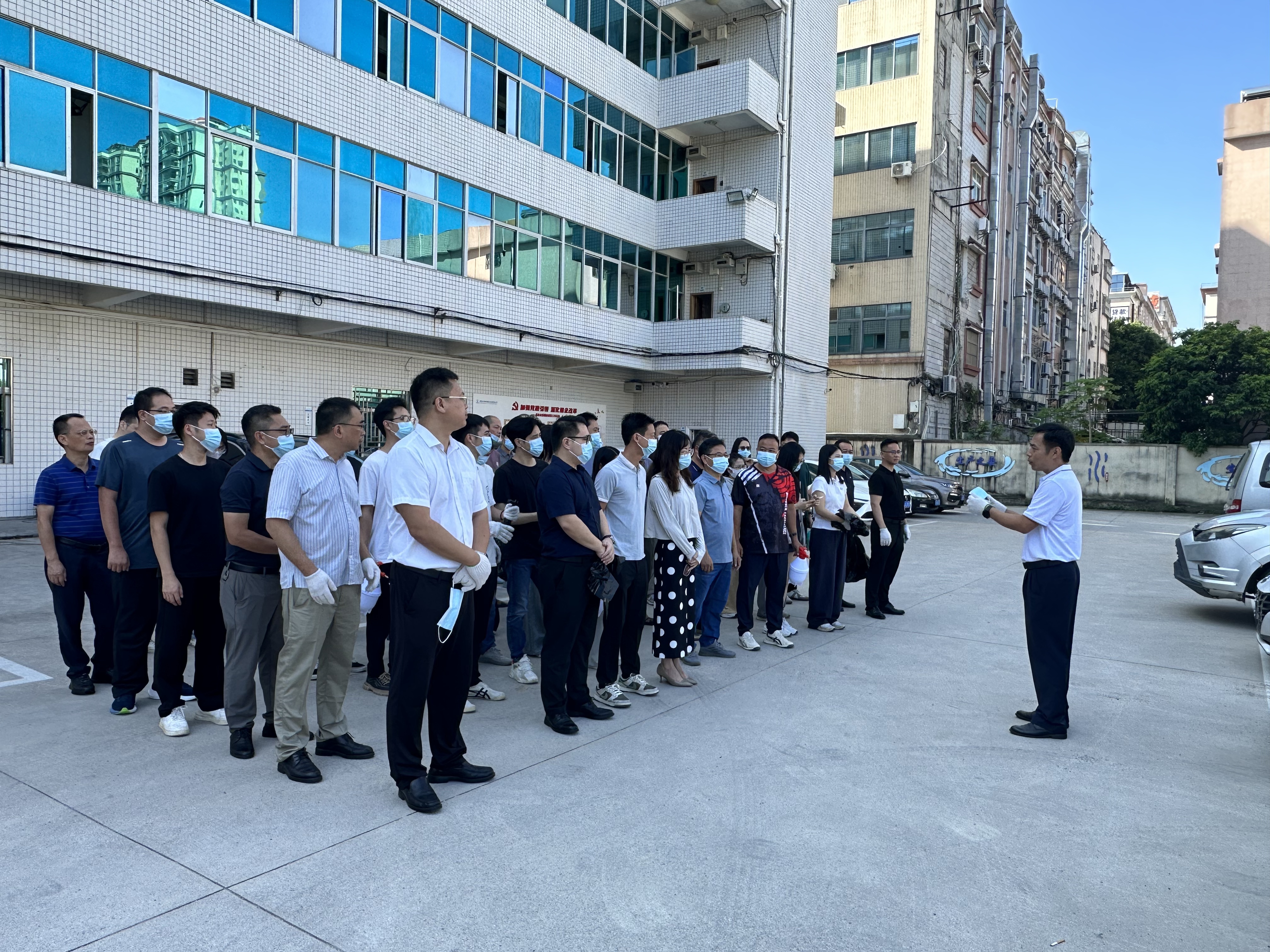 惠东海洋之神公司开展情形整治与蚊媒消杀专项行动